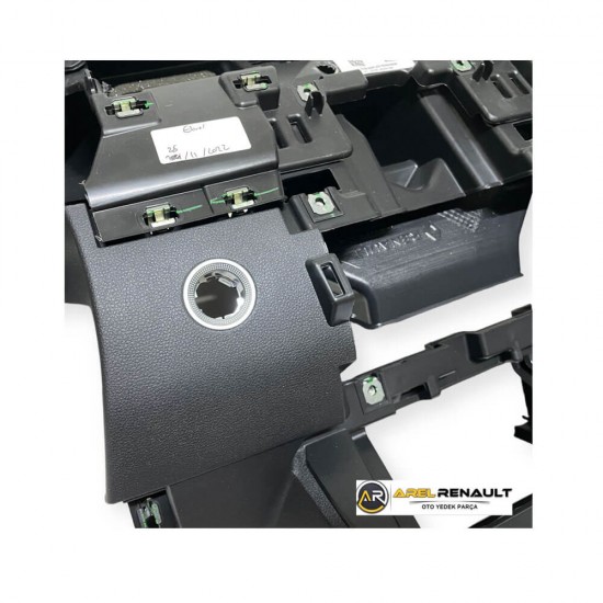 Renault Zoe Torpido 681000607R Renault Zoe Torpido 681000607R