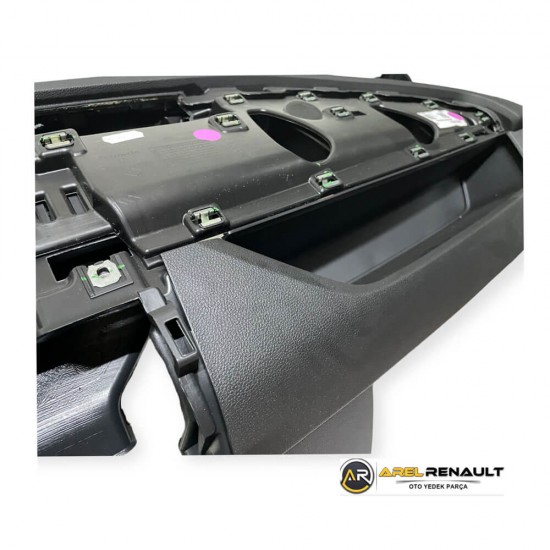 Renault Zoe Torpido 681000607R Renault Zoe Torpido 681000607R