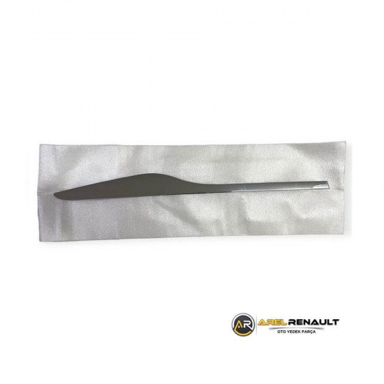 Renault Clio 4 Sağ Arka Kapı Bandı Çıtası Krom Nikelaj Orjinal 828201839R Renault Clio 4 Sağ Arka Kapı Bandı Çıtası Krom Nikelaj Orjinal 828201839R
